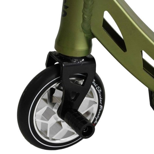 Трюковий самокат алюмінієвий Best Scooter Freestyle зелений HIC-система Пеги колеса PU d - 120 мм ширина керма &ndash; 58 см   N- 56307 фото